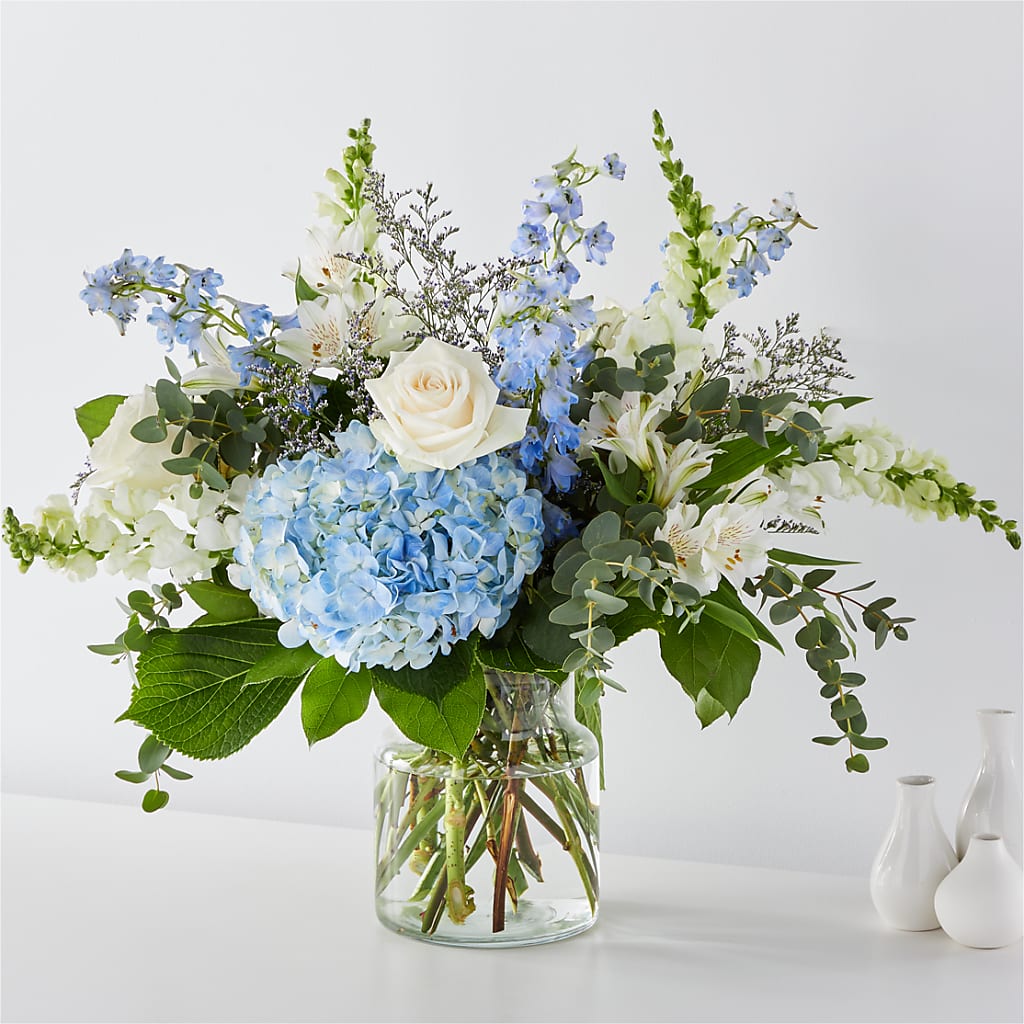 Coastal Blossom Bouquet – Emotional Bonding, Niles IL