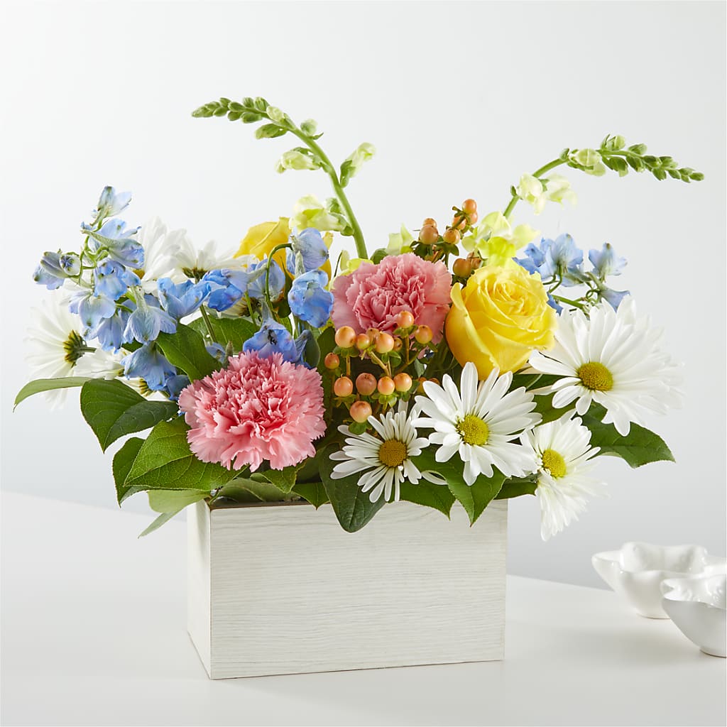 Sun Salutation Box Bouquet – Emotional Bonding, Niles IL