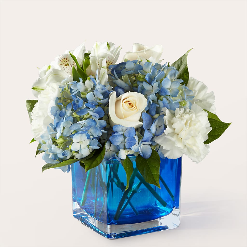 Soothing Waters Bouquet – Emotional Bonding, Niles IL