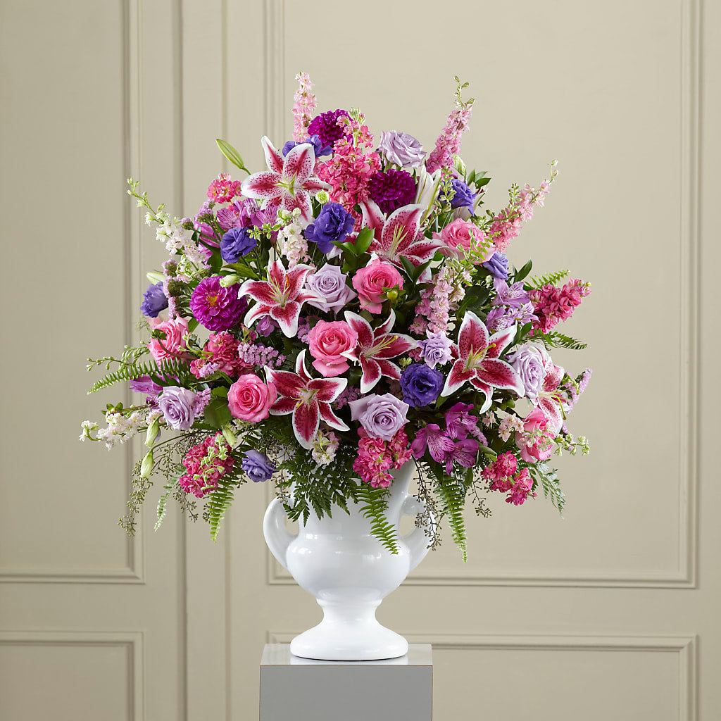 Peaceful Tribute Arrangement – Emotional Bonding, Niles IL