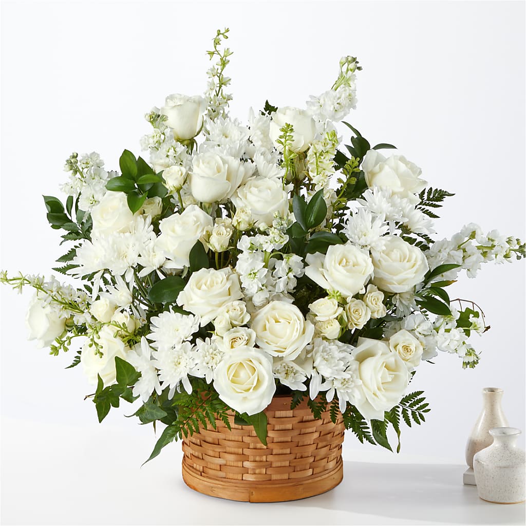Heartfelt Condolences Arrangement – Emotional Bonding, Niles IL