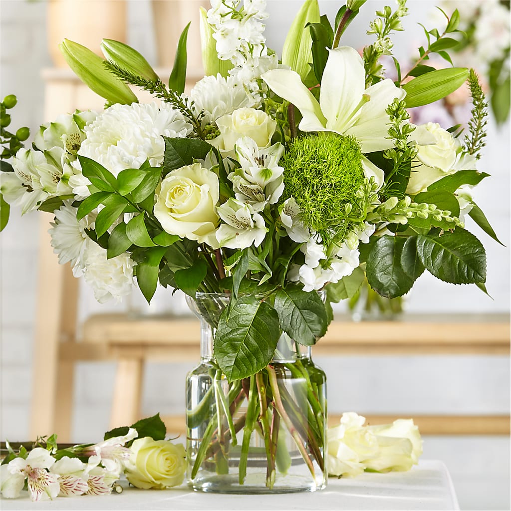 Classic Ivory – A Florist Original – Emotional Bonding, Niles IL