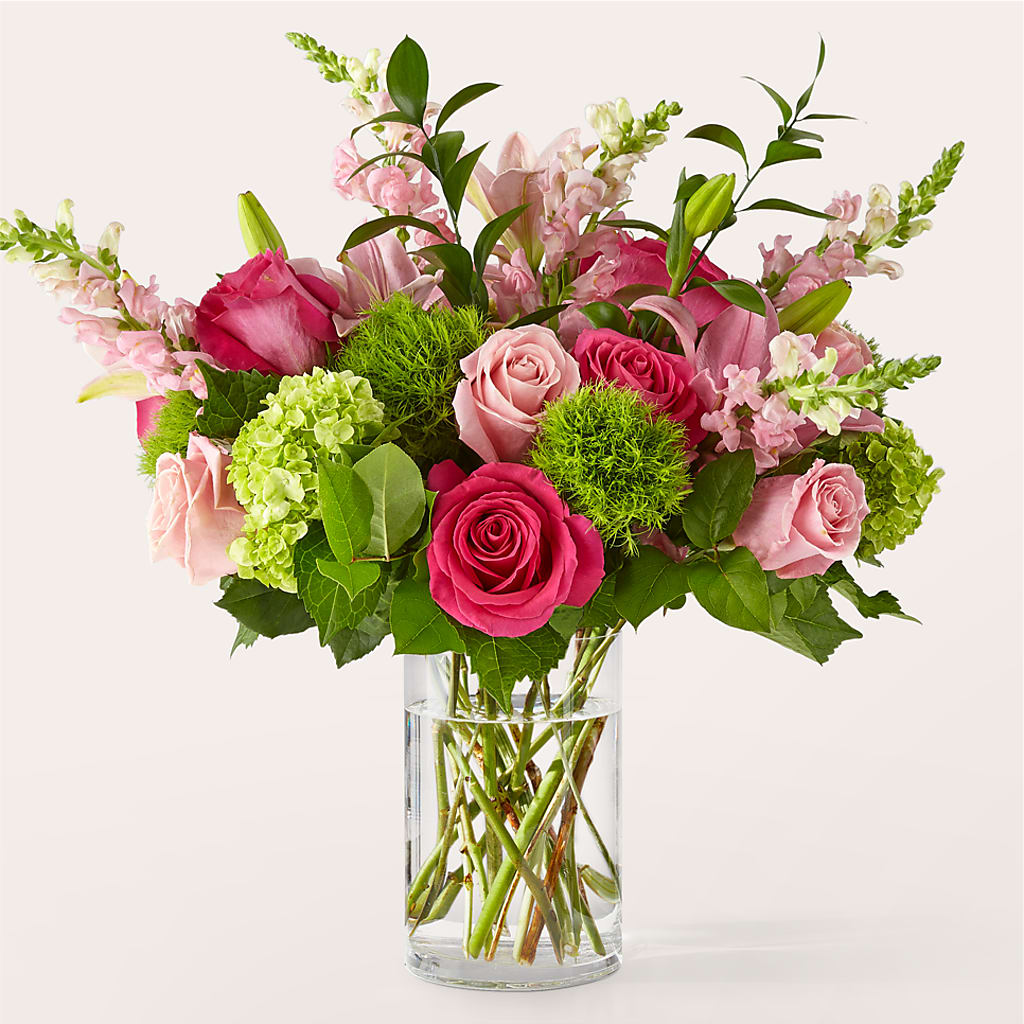 Fit for a Queen Luxury Bouquet – Emotional Bonding, Niles IL