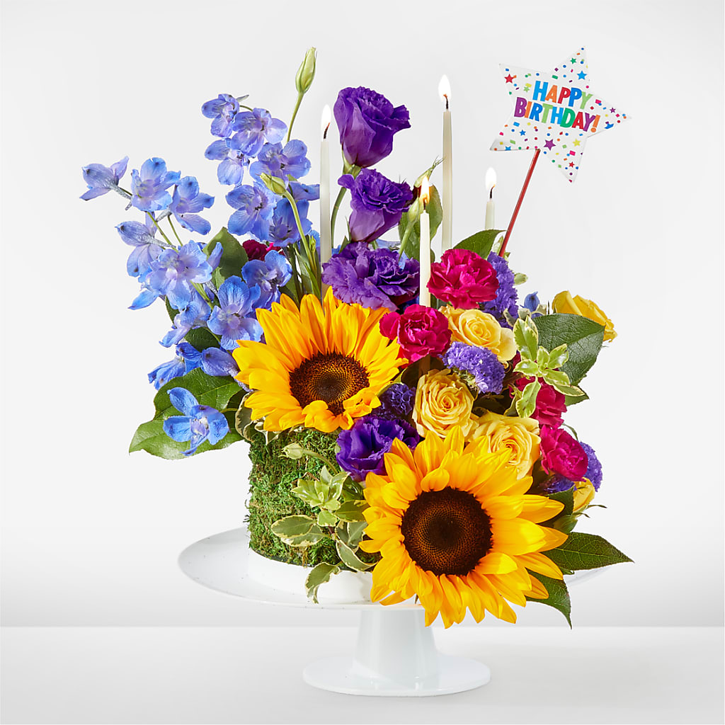 Star of the Day Floral Cake – Emotional Bonding, Niles IL