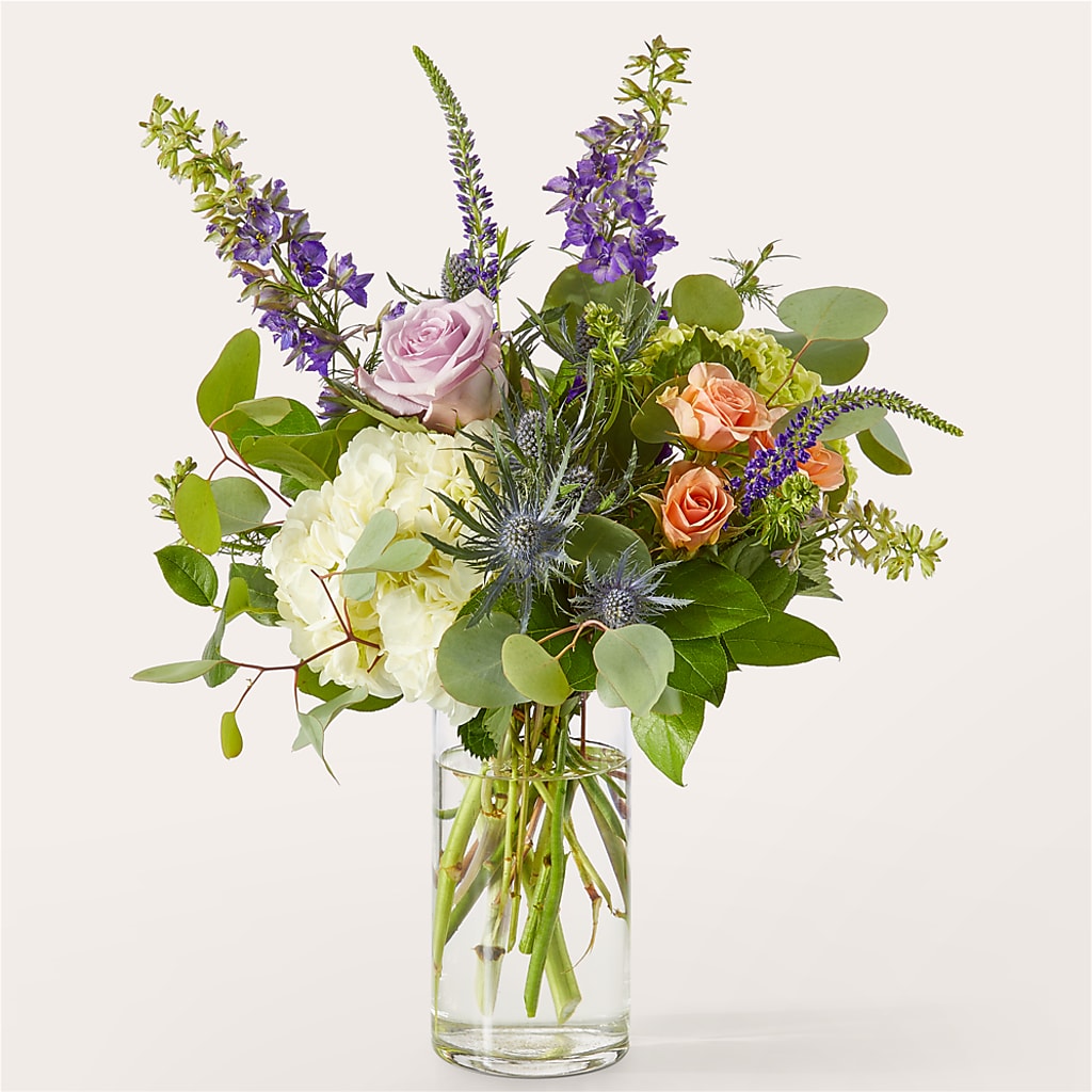 Appealing Aura Bouquet – Emotional Bonding, Niles IL