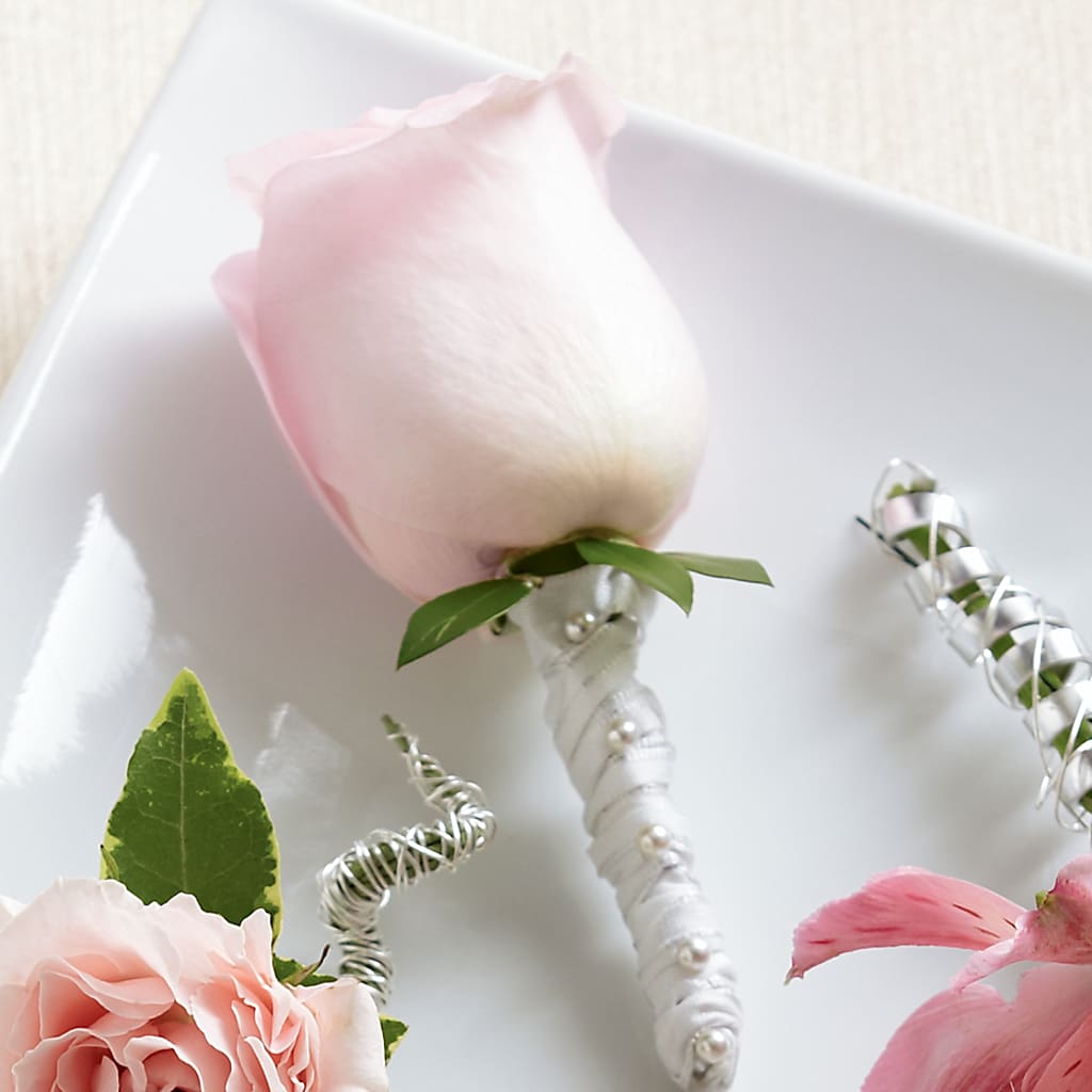 Pink Rose Boutonniere – Emotional Bonding, Niles IL