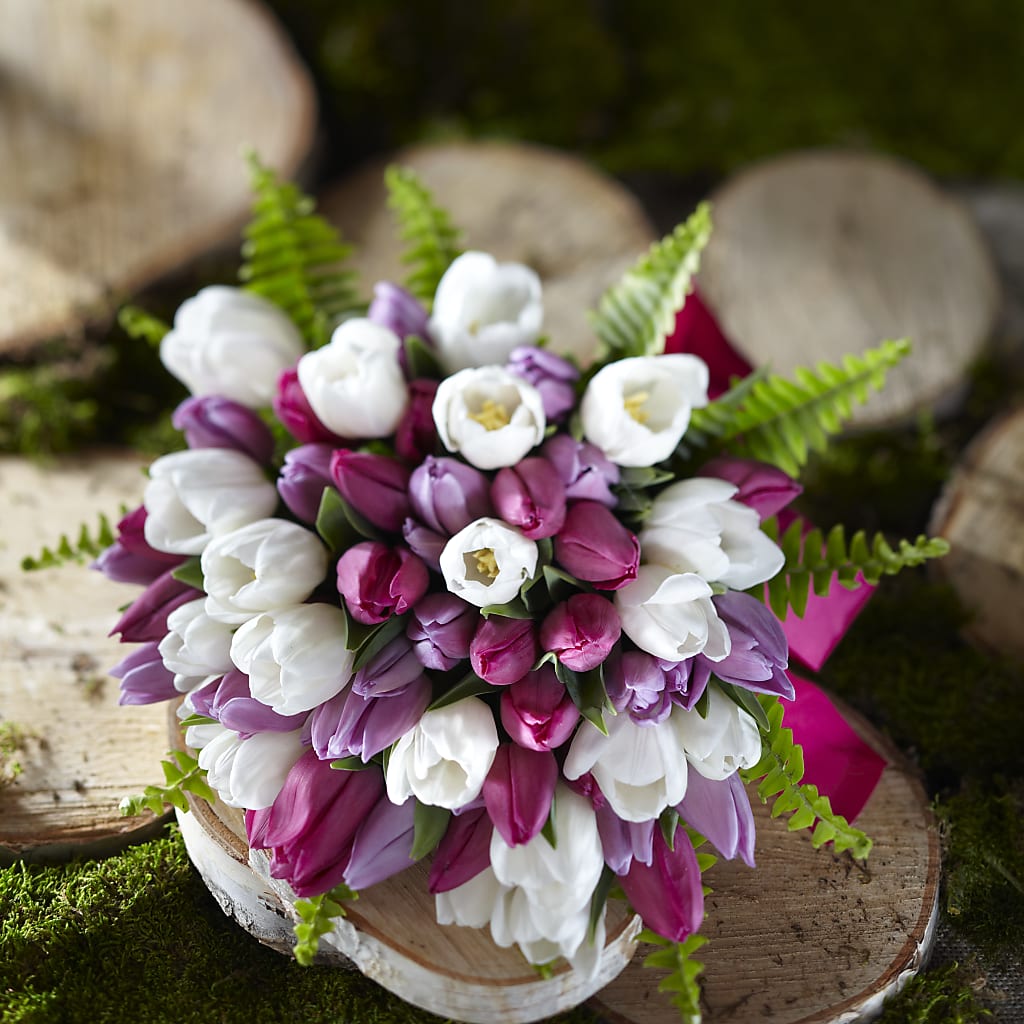 Steal My Heart Bouquet – Emotional Bonding, Niles IL