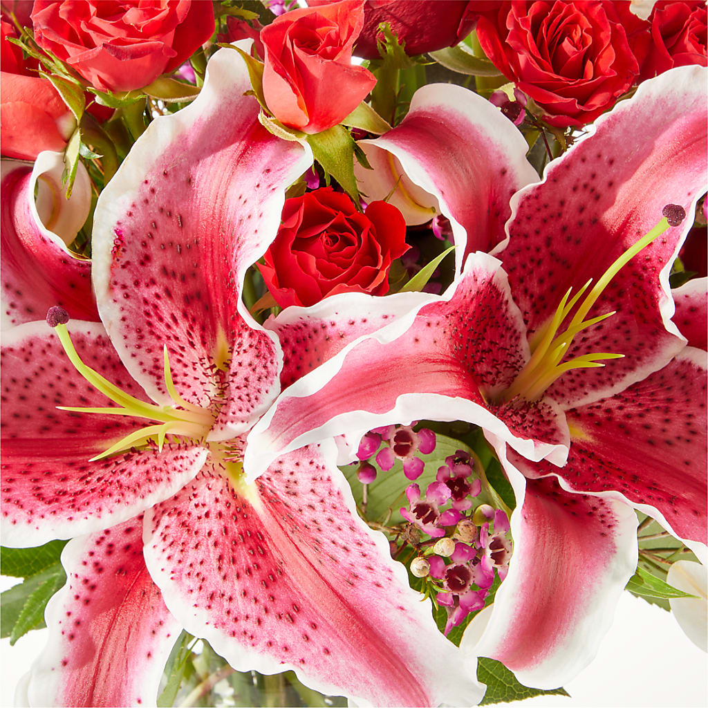 Match Made in Heaven Bouquet –  Emotional Bonding, Niles IL