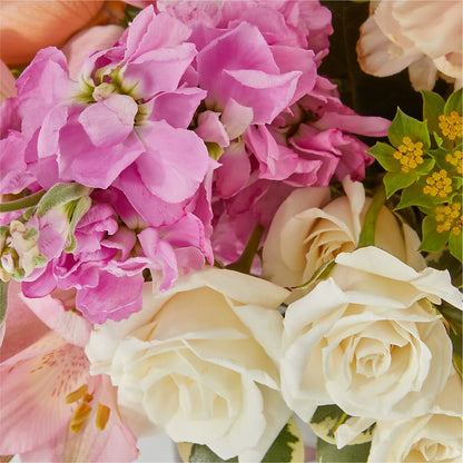 Paradise Bouquet –  Emotional Bonding, Niles IL