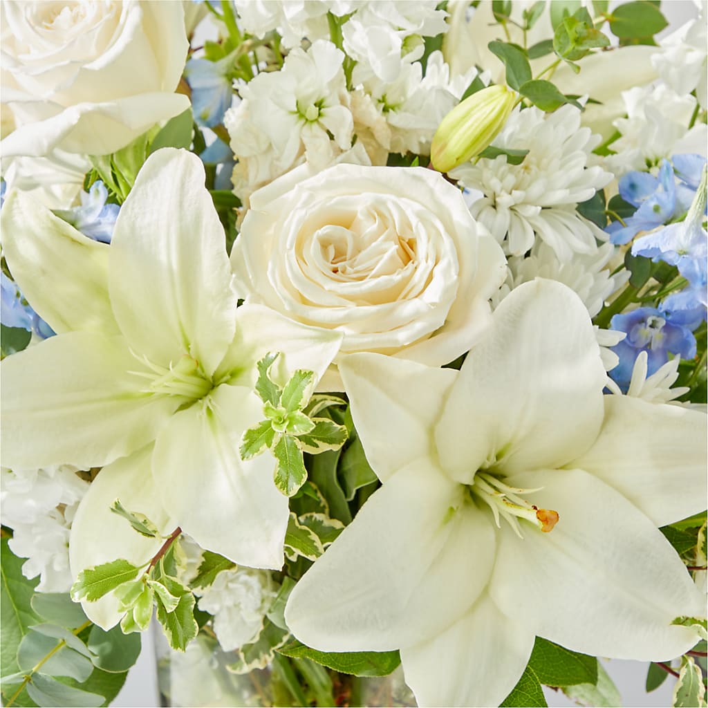 Peace of Mind Bouquet –  Emotional Bonding, Niles IL