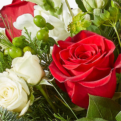 Deck the Halls Bouquet –  Emotional Bonding, Niles IL