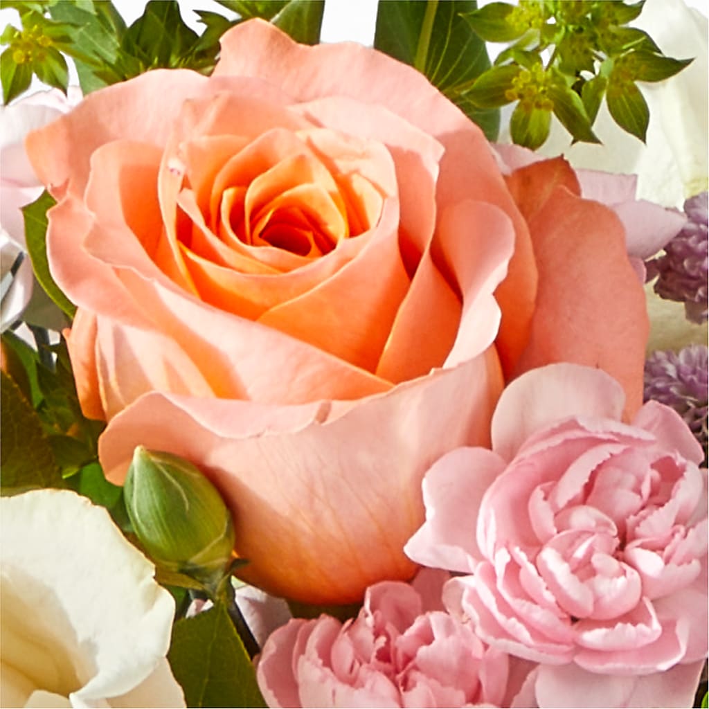 French Market Bouquet –  Emotional Bonding, Niles IL