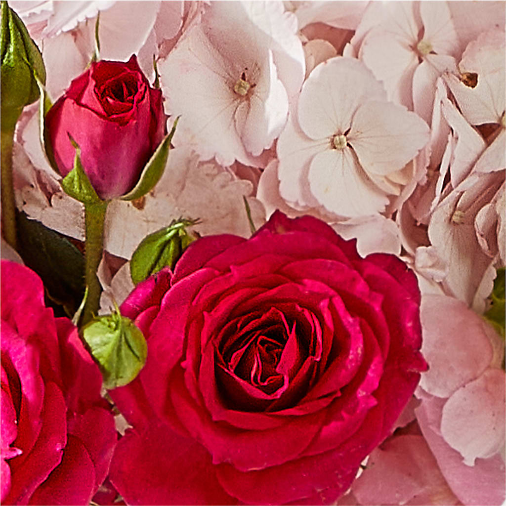 Glitz & Glam Bouquet –  Emotional Bonding, Niles IL