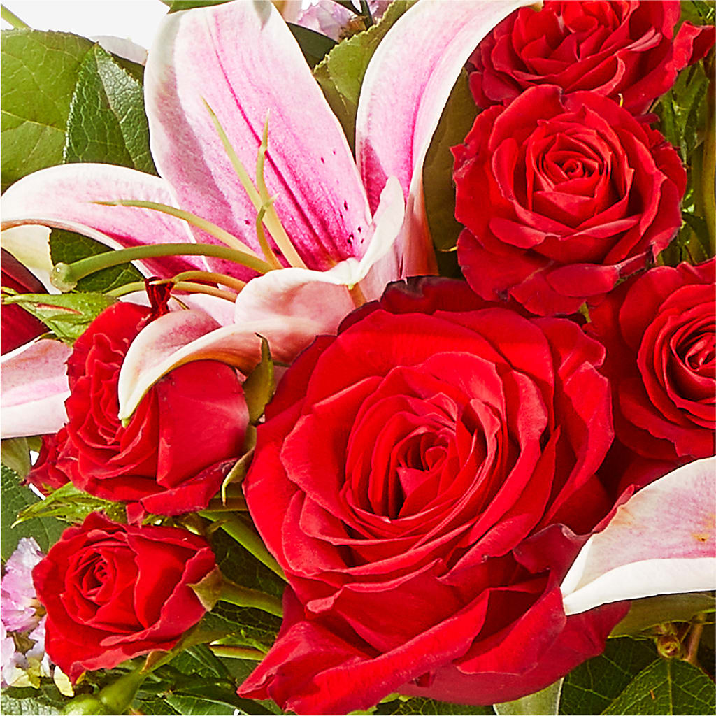 Hopeless Romantic Bouquet –  Emotional Bonding, Niles IL