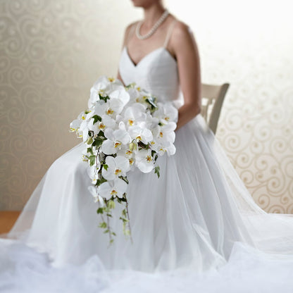 Classic White Bouquet –  Emotional Bonding, Niles IL